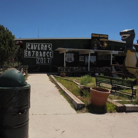 Grand Canyon Caverns Inn Peach Springs Εξωτερικό φωτογραφία