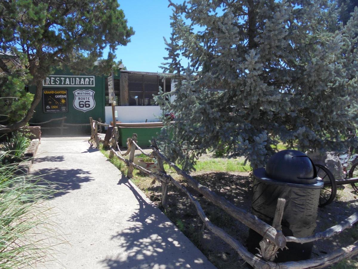 Grand Canyon Caverns Inn Peach Springs Εξωτερικό φωτογραφία