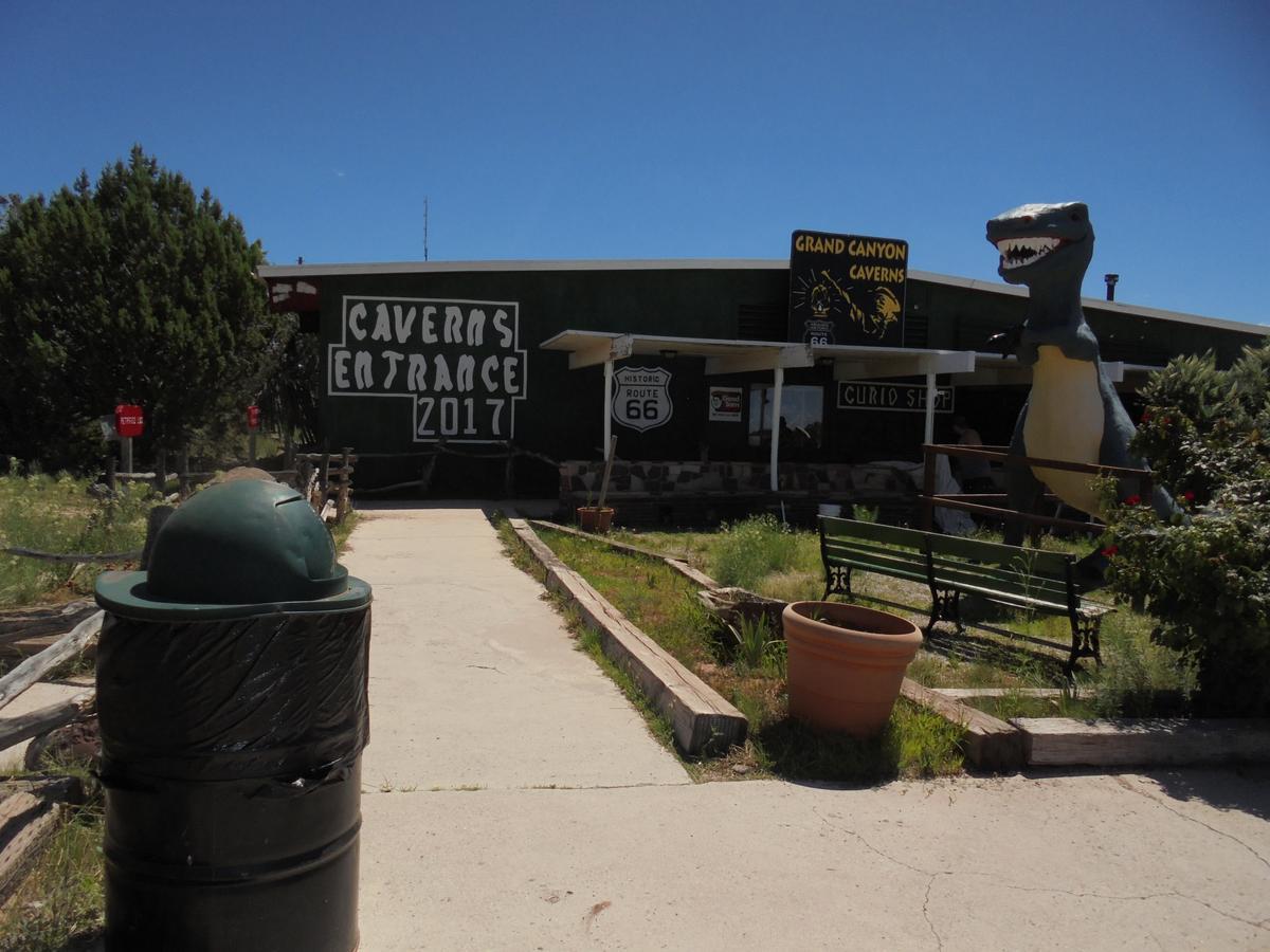 Grand Canyon Caverns Inn Peach Springs Εξωτερικό φωτογραφία